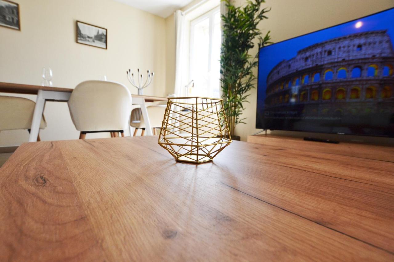 Capstay Cosy Centre 2 Chambres Babyfoot & Netflix Raismes Bagian luar foto